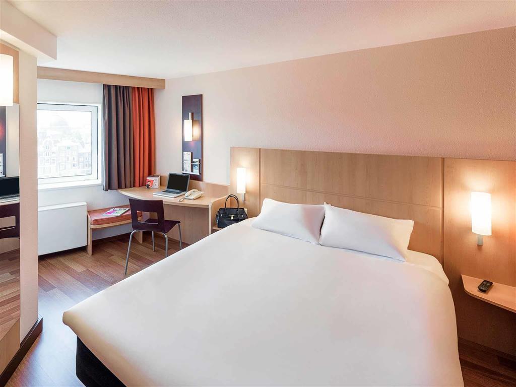 Hotel Ibis Amsterdam Centre Esterno foto
