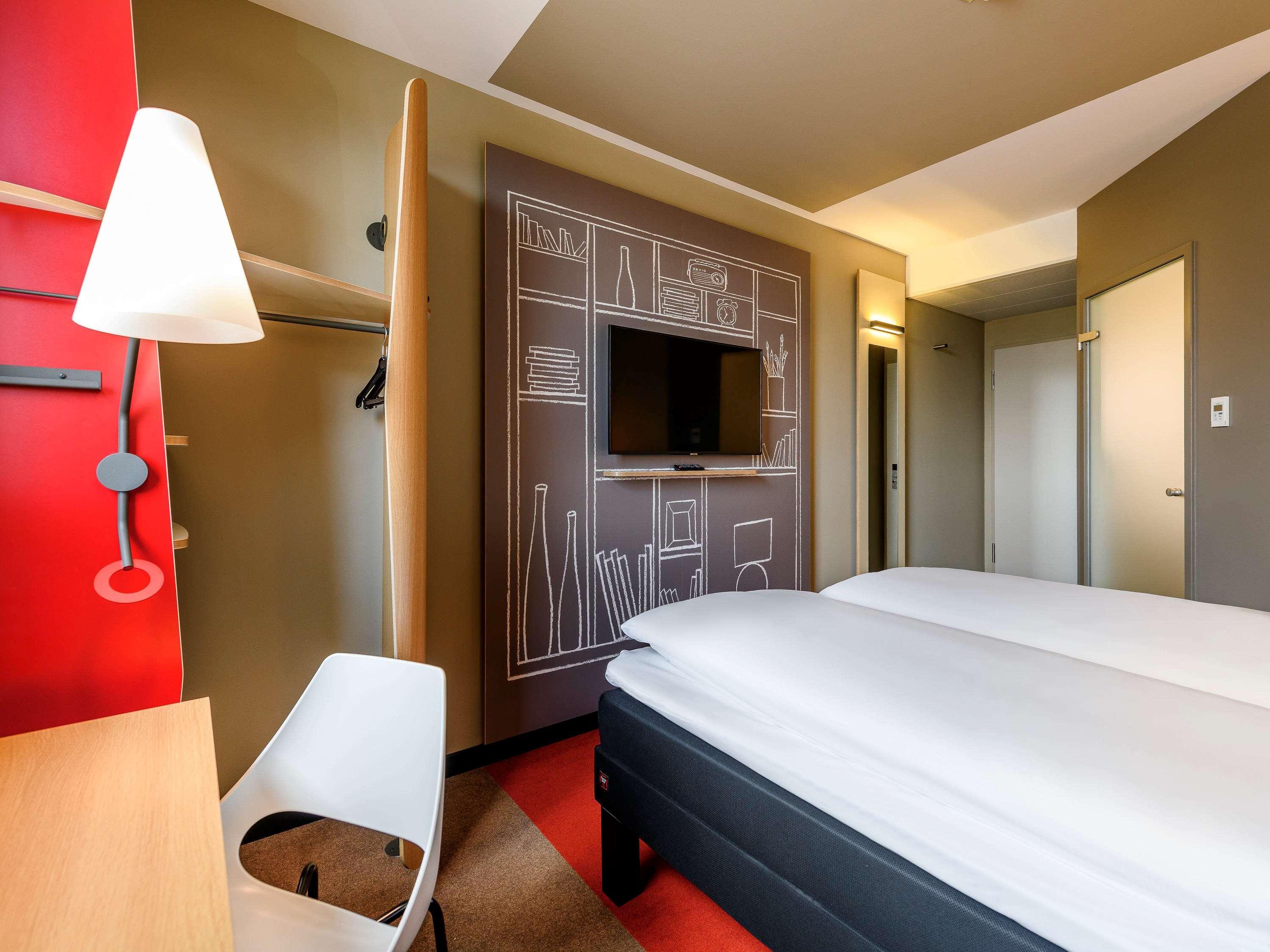 Hotel Ibis Amsterdam Centre Esterno foto