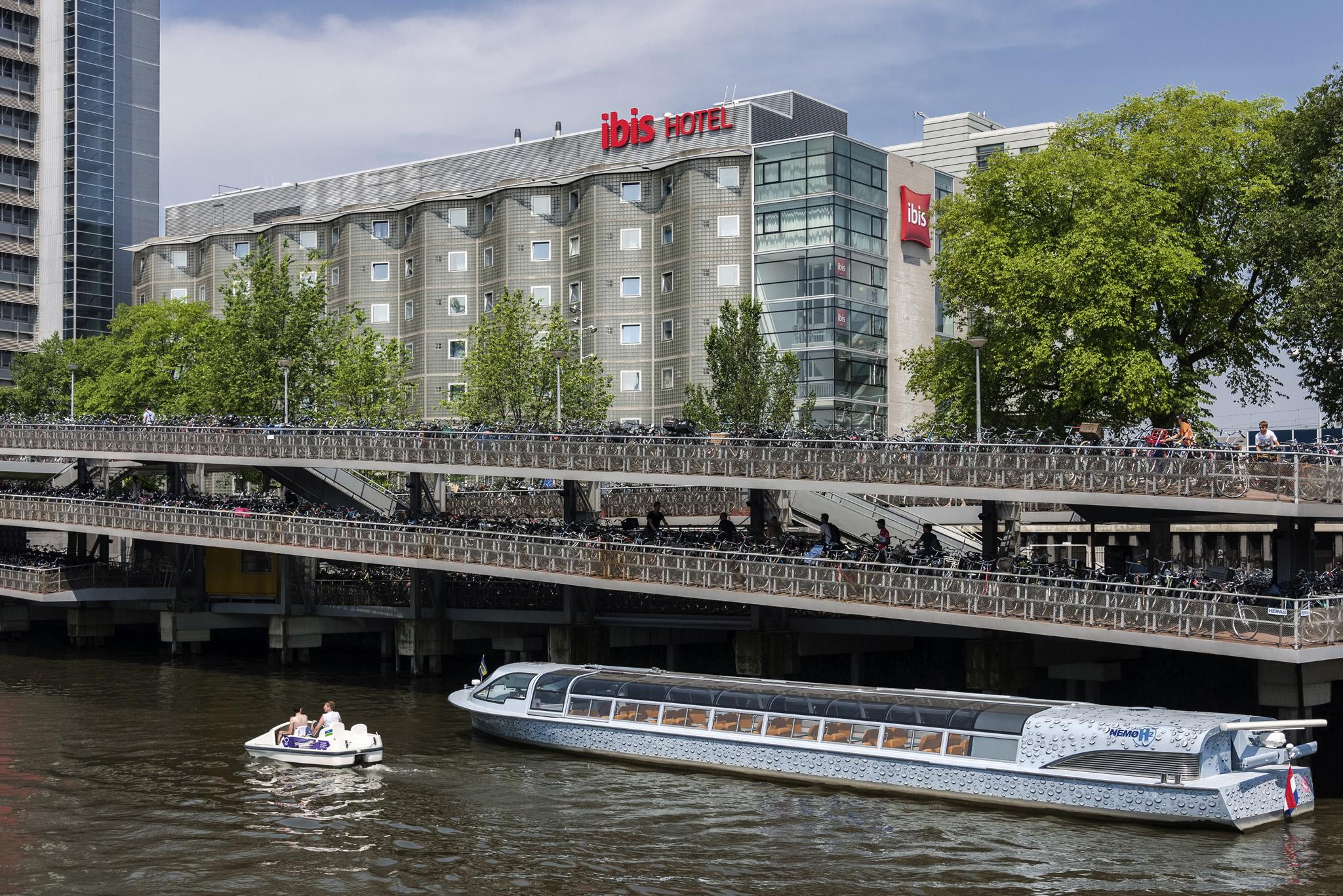 Hotel Ibis Amsterdam Centre Esterno foto
